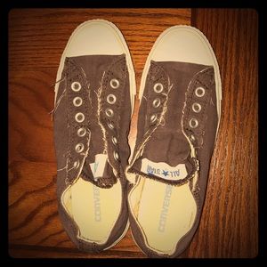 Chocolate-Brown Laceless Converses